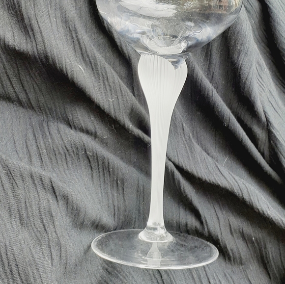 Misaka Sea Mist Champagne glasses-2 for 1 price - Picture 2 of 6